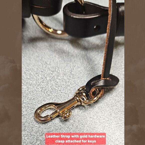 NWOT DOONEY & BOURKE MAXI QUILT SMALL EAST /WEST SLOUCH LEATHER STRAP PURSE - Picture 8 of 17